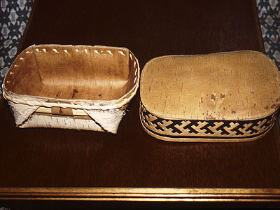 Simple birchbark Lid for Ornamented boxes